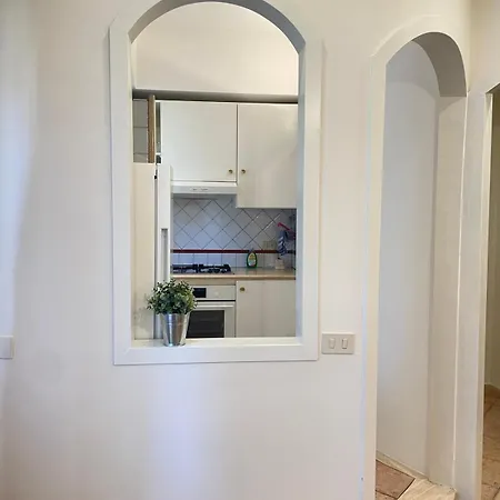 Elegance In Comfort And Style Apartment