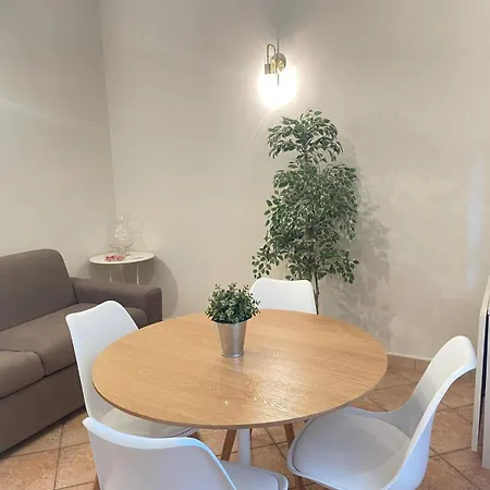 Elegance In Comfort And Style Apartment Rome