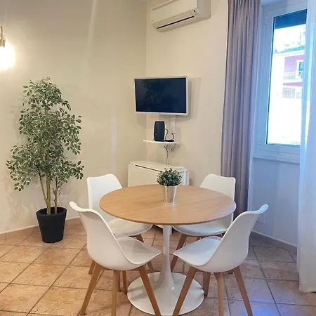 Elegance In Comfort And Style Apartment